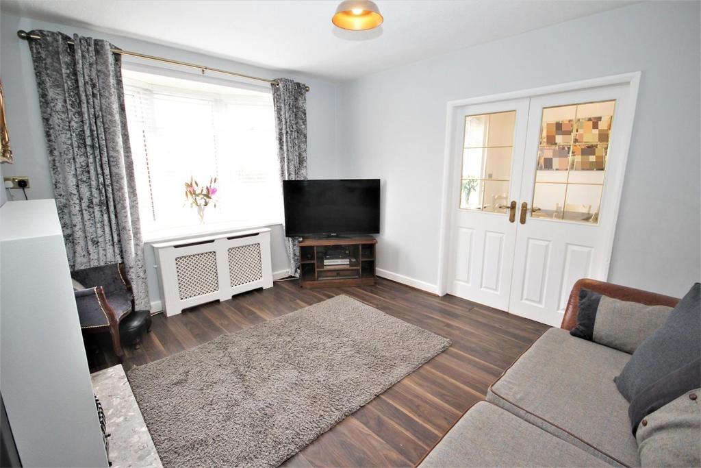 Ardrossan Road, Rossmere, Hartlepool 3 bed end of terrace house £125,000