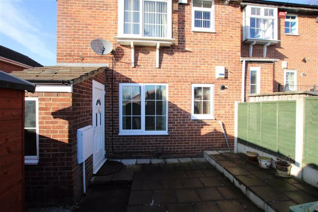 Cliffe Park Crescent, Leeds, West... 1 bed apartment £575 pcm (£133 pw)