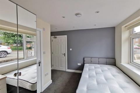 undefined, Salisbury Street, Beeston, NG9 2EQ