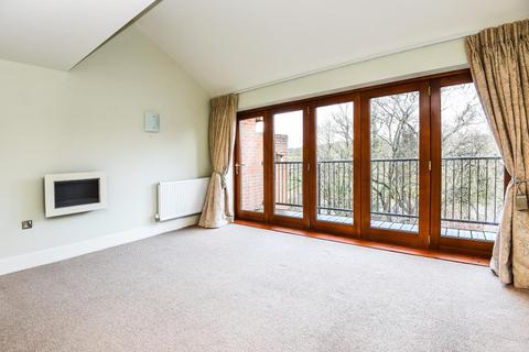 21 Mill Bank, Hay On Wye, Hereford, HR3 5DH