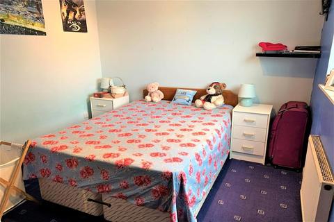 72 Jameston, Bracknell, RG12 7WZ