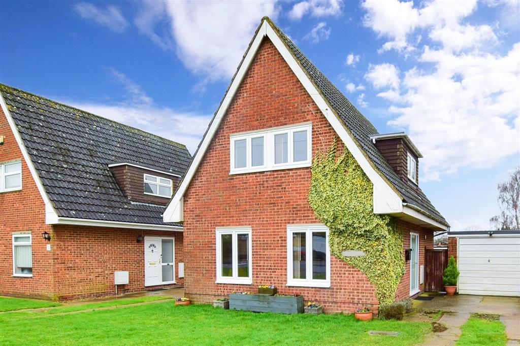Kingsingfield Road, West Kingsdown, Sevenoaks, Kent 3 bed detached