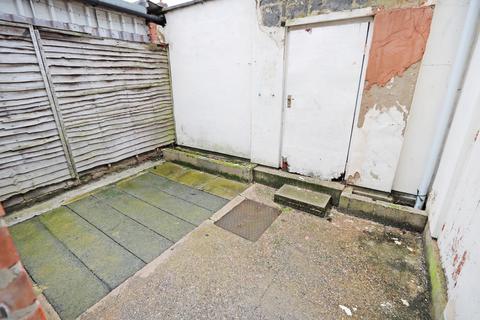 35 Saltwells Road, Middlesbrough, TS4 2EB