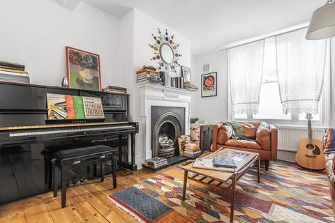 12 Wanless Road, London, SE24 0HW