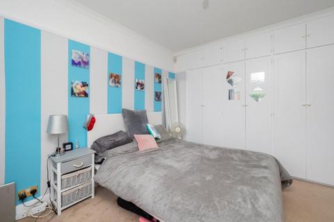 20 Garth Road, Morden, SM4 4JY
