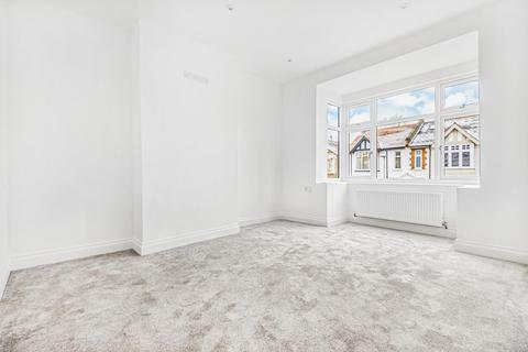 20 Cobham Road, Kingston Upon Thames, KT1 3AF