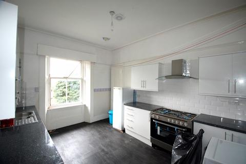 3 Bruce Road, Glasgow, G41 5EL