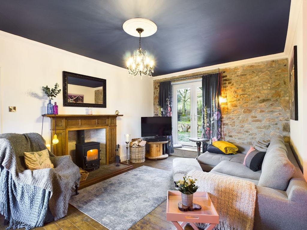 Living Room (A)