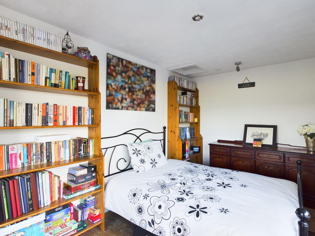 Bedroom 3 (a)