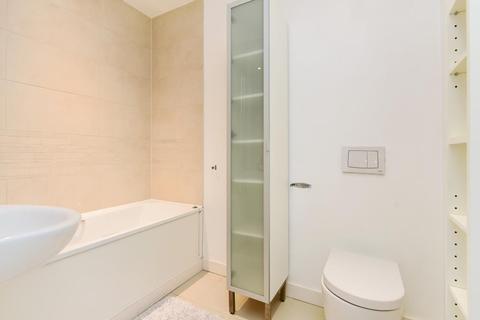 53 Garden Road, Richmond, TW9 4NR