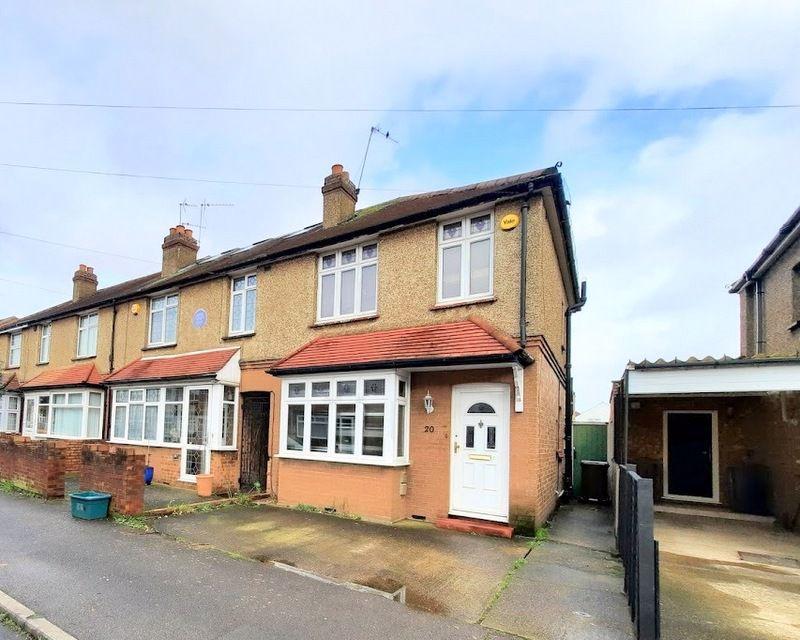 Gladstone Avenue, Feltham 3 bed terraced house £450,000
