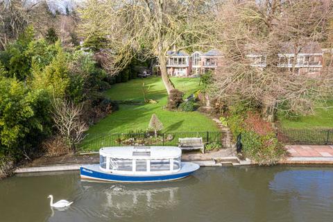 Willowbrae The Warren, Caversham, Reading, RG4 7TQ