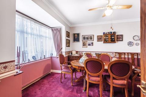 86 Ruskin Road, Carshalton, SM5 3DH