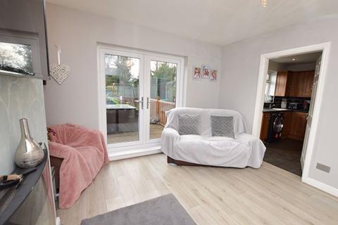 18 Beech Avenue, Lowton, Warrington, WA3 2BZ