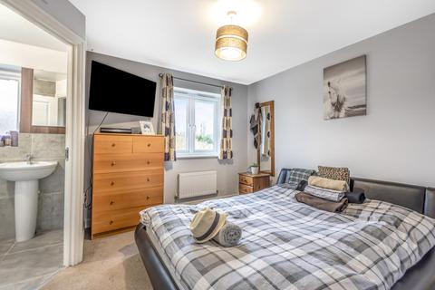 5 Glenrose Close, Slough, SL2 5LY
