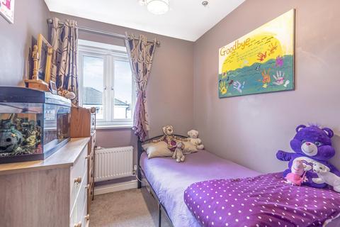 5 Glenrose Close, Slough, SL2 5LY