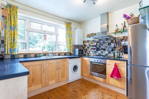 9 Rushey Close, New Malden, KT3 5BW