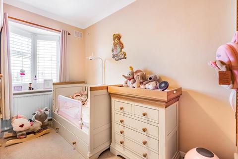 65 Hawkhurst Way, West Wickham, BR4 9PE