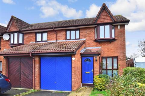 42 Cornflower Lane, Croydon, CR0 8XJ