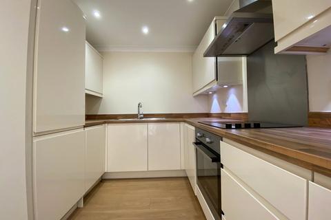 1 bedroom apartment to rent, Gowring House, Market Street, Bracknell, Berkshire, RG12