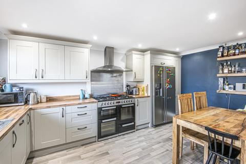 20 Springfield Park, Witney, OX28 6EF