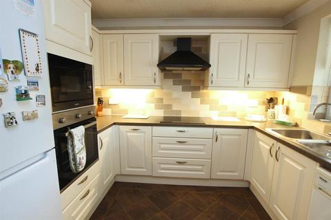 52 Coniston Drive, Darwen, BB3 3BJ
