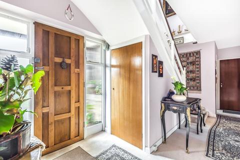 Wijk Huis Ridgway, Pyrford, Woking, GU22 8PN