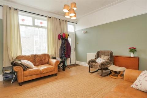 68 Middleton Road, Morley, Leeds, LS27 8BR