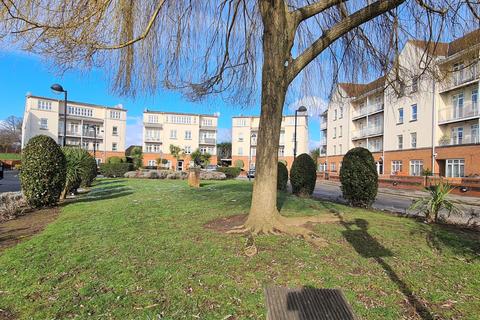 Flat 3, Wren Court, 1 Magdalene Gardens, London, N20 0AF