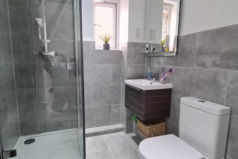 Flat 3, Wren Court, 1 Magdalene Gardens, London, N20 0AF