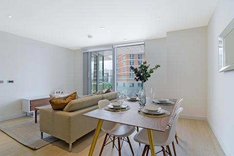 2 bedroom apartment to rent, Charrington Tower, Biscayne Avenue, London, E14