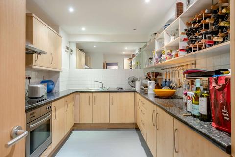 23 Neptune Square, Ipswich, IP4 1QH