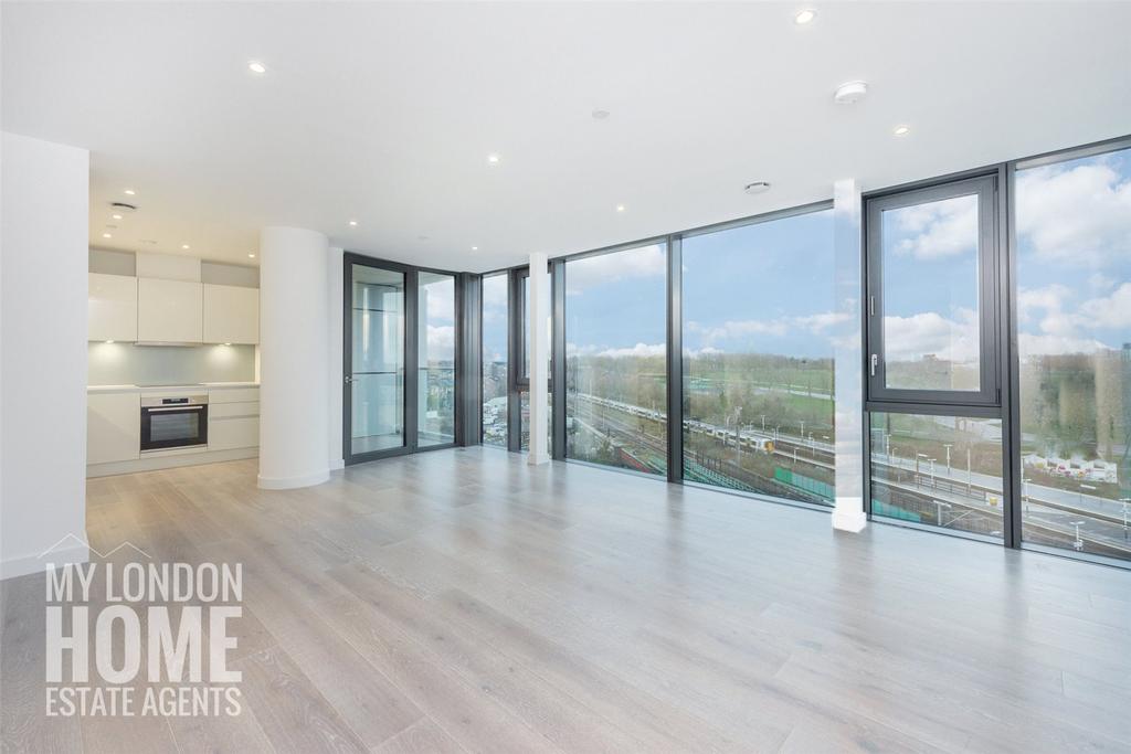 City North East Tower, 3 City North Place, Finsbury Park, N4 2 bed