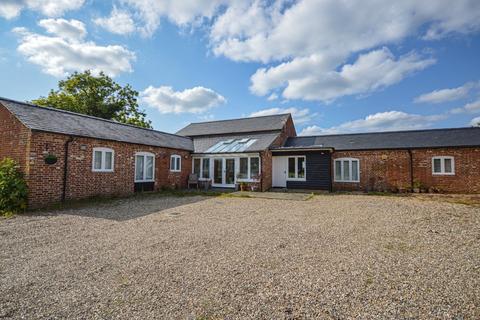 3 bedroom barn conversion to rent - Ketteringham