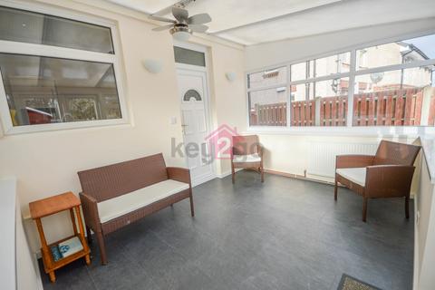 365 Arbourthorne Road, Sheffield, S2 2FH