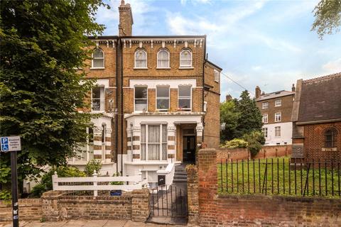 90b - 90c Caversham Road, London, NW5 2DN