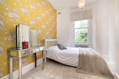 90b - 90c Caversham Road, London, NW5 2DN