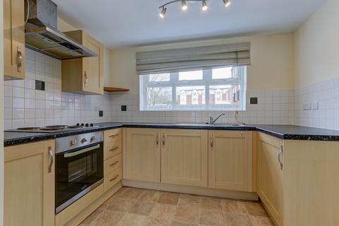 17 Gloucester Close, Redditch, B97 6AH