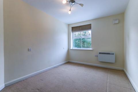 17 Gloucester Close, Redditch, B97 6AH