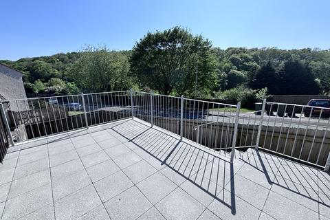 2 bedroom end of terrace house to rent, Redruth Close, Plymouth