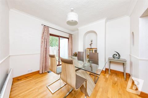 31 Beamway, Dagenham, RM10 8XR