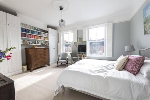 24 Nansen Road, London, SW11 5NT