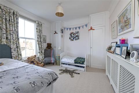 24 Nansen Road, London, SW11 5NT