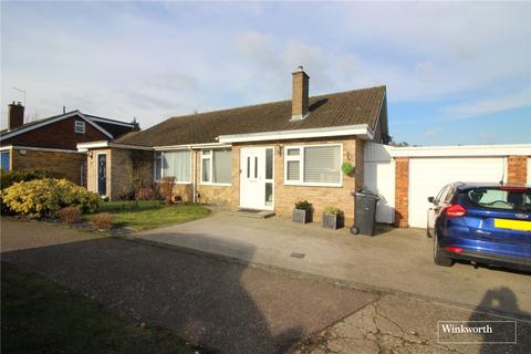 19 Dell Rise, Park Street, St Albans, AL2 2QJ