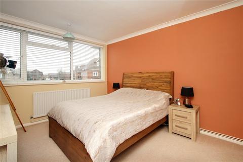 8 Ashwood Drive, Rustington, Littlehampton, BN16 3EP