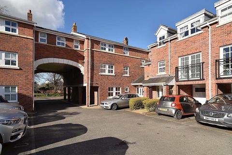 2 bedroom apartment to rent, Gaskell Avenue, Knutsford