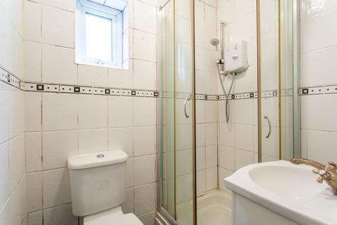 54 Leasowes Road, London, E10 7BE