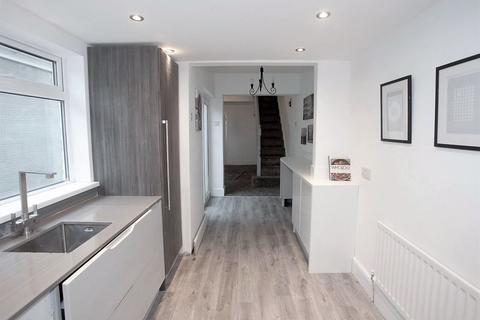 64 Ashtree Road, Walsall, WS3 4LS