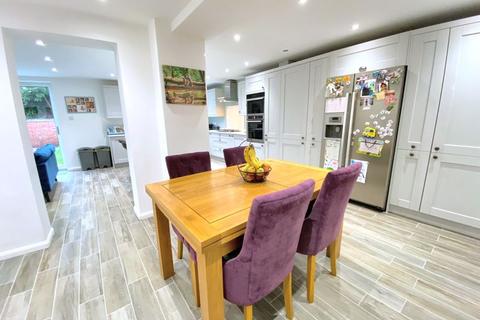 30 Arun Road, West End, Southampton, SO18 3PH