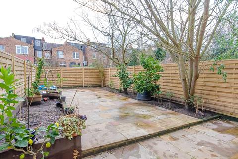 8 Wilton Road, London, N10 1LS